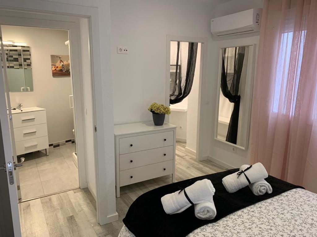 Apartamentos Cordoba Centro Екстер'єр фото